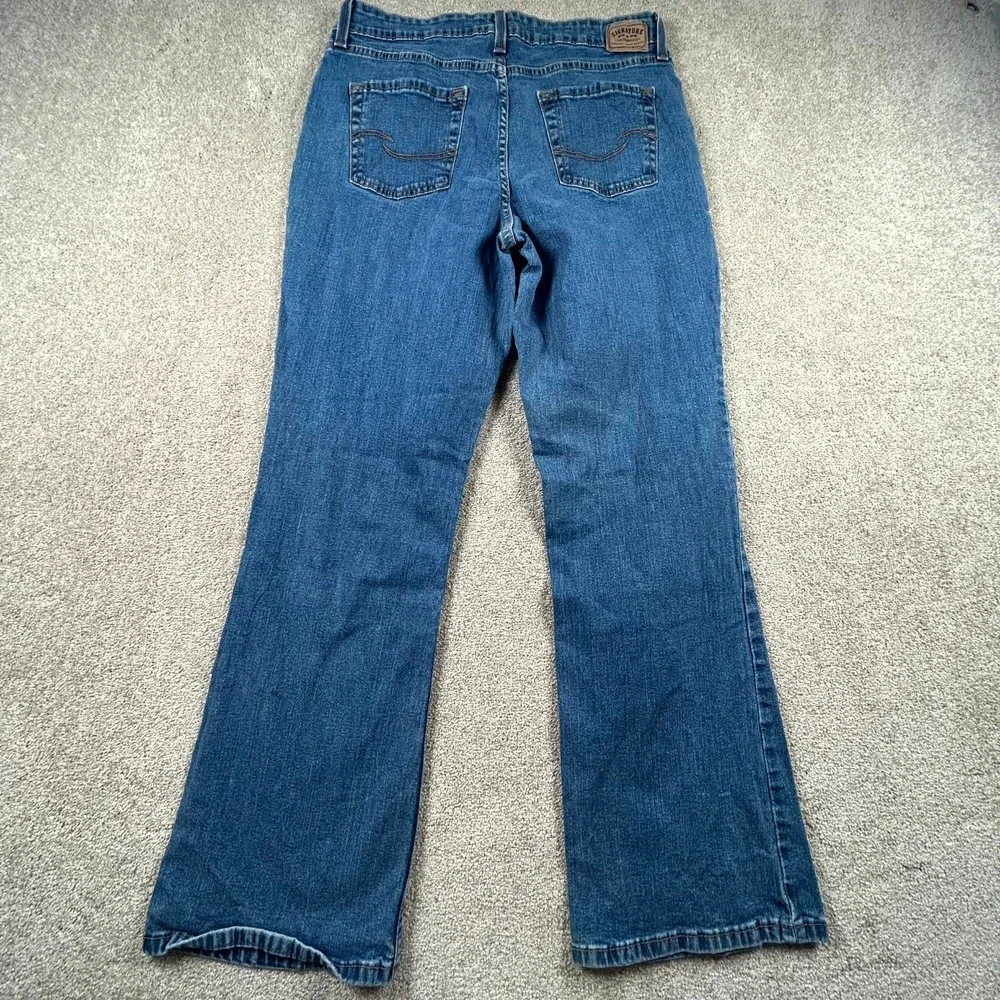 Signature Levi Strauss & Co. Bootcut Jeans Womens 12 Blue Short Denim Cotton‎